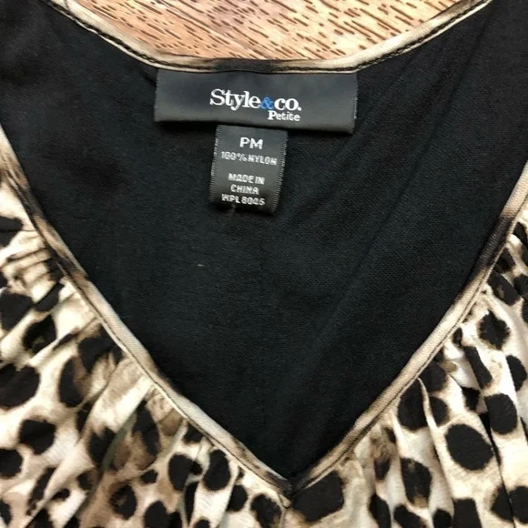 Leopard Print Sleeveless Dress - Picture 2 of 9